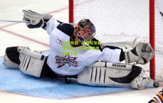 pg模拟器：梦泪首发表现低迷，569天后首度被换下场