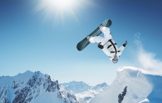 pg模拟器在线试玩：保级生死战惊现惊天逆转！大连人79分钟上岸曙光骤灭，跌宕剧情撼动中超